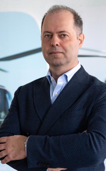 Mariusz Wawron_375x602